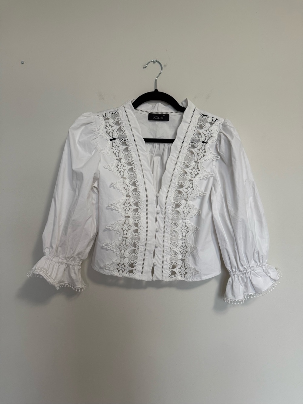 Kourt White Lace-Trim Puff Sleeve Blouse